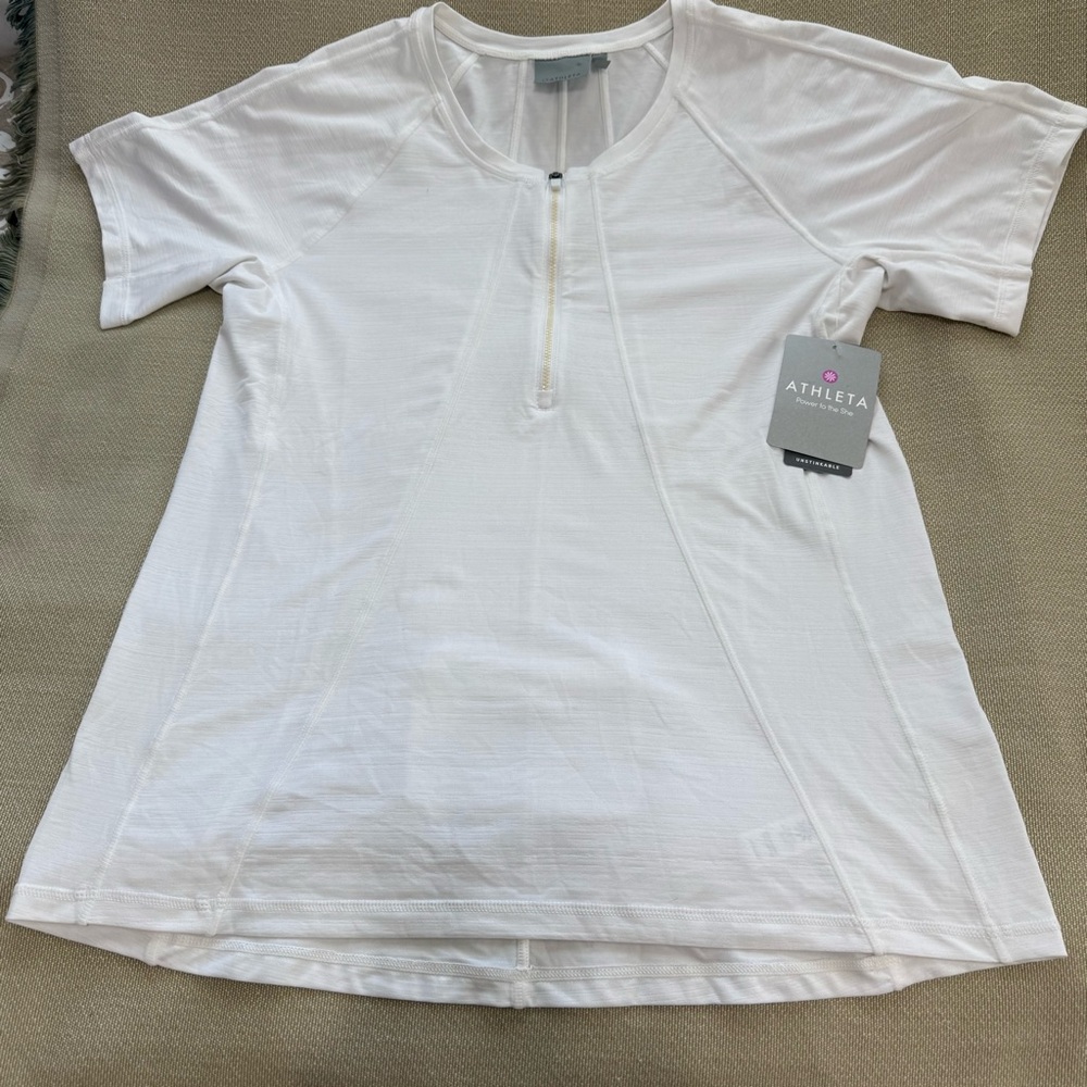 New Athleta Pacifica White Short sleeve Top Sz. XL